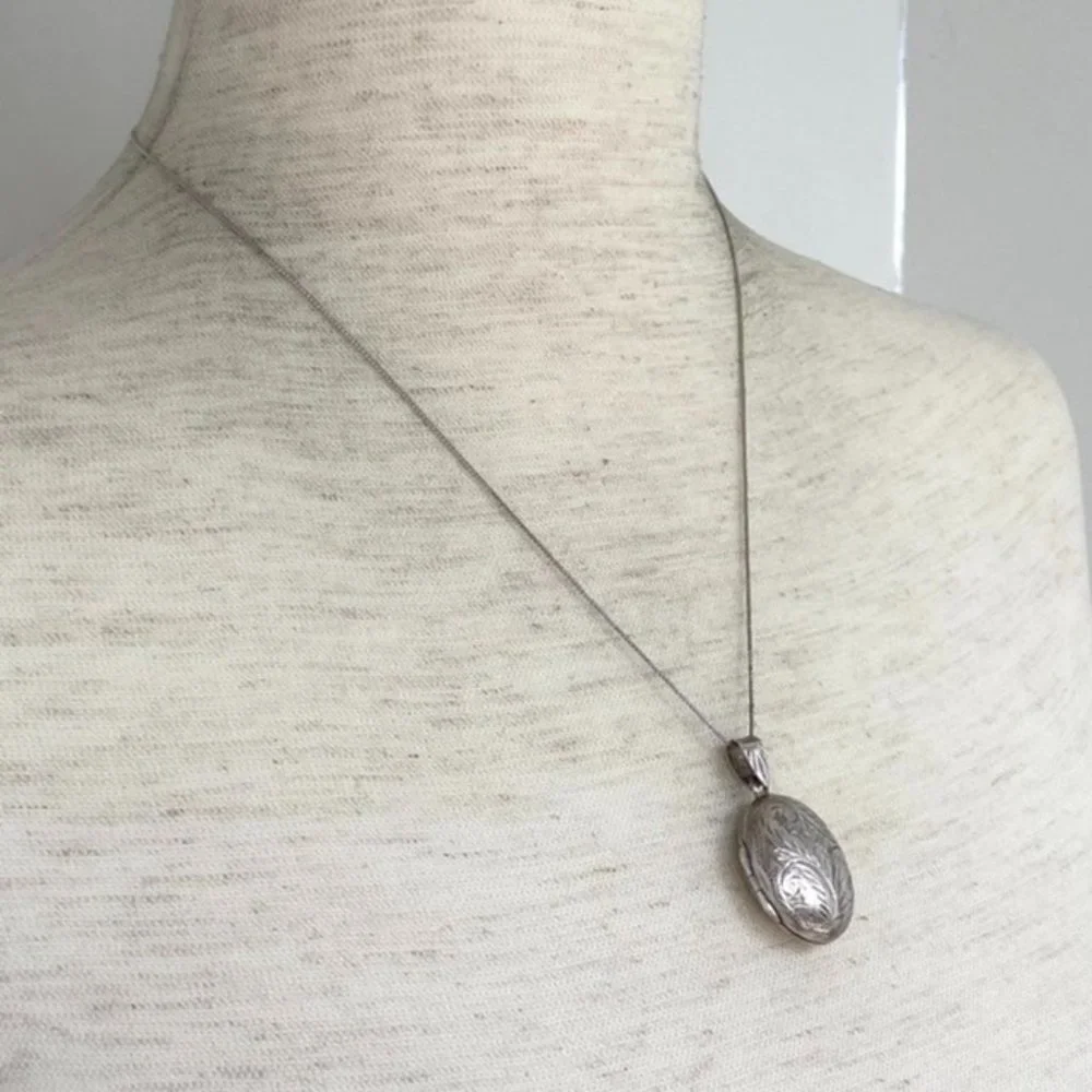 VTG Sterling Silver 925 Oval Etched Photo Locket Pendant Necklace 18" Box Chain - Picture 12 of 16